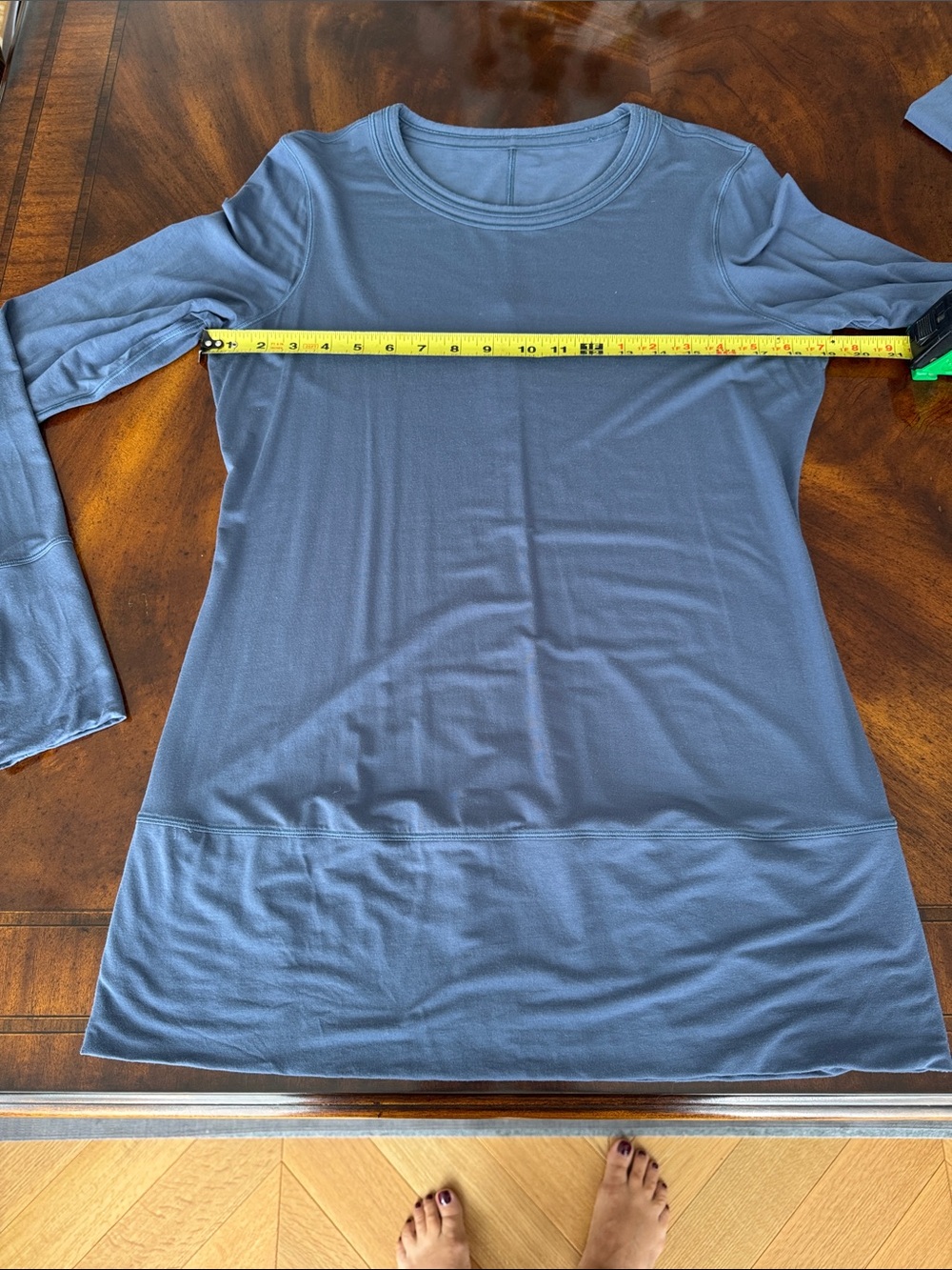 lululemon athletica Long Sleeve Crew Tunic in Slate Blue